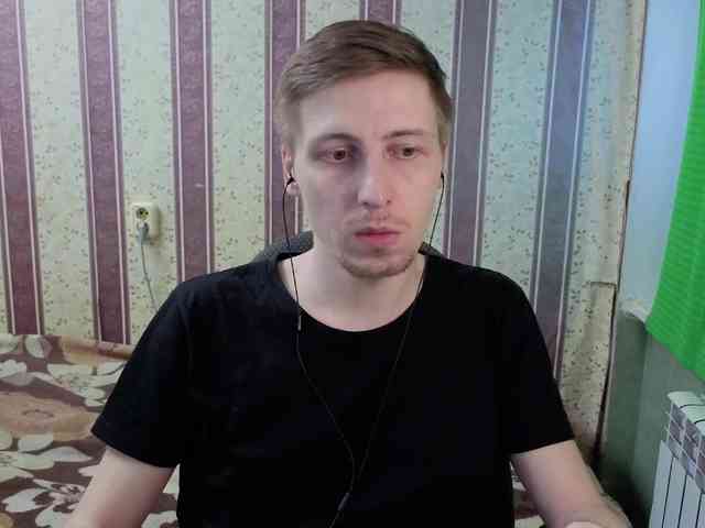 darienlarge Sex Cam Show