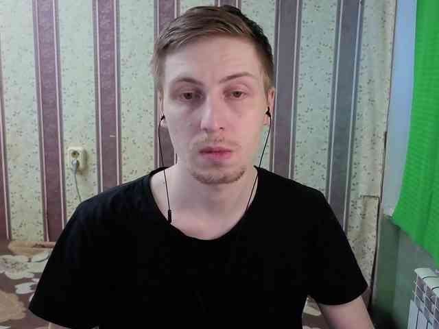 darienlarge Sex Cam Show