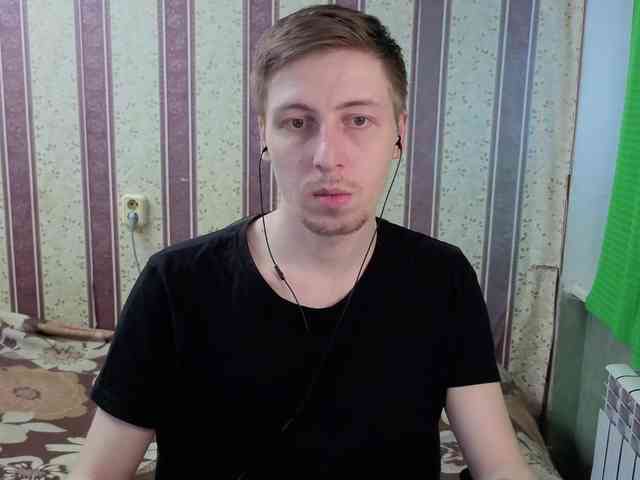 darienlarge Sex Cam Show