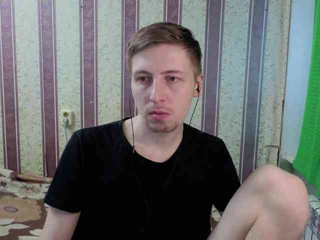 darienlarge Sex Cam Show