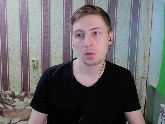 darienlarge Sex Cam Show