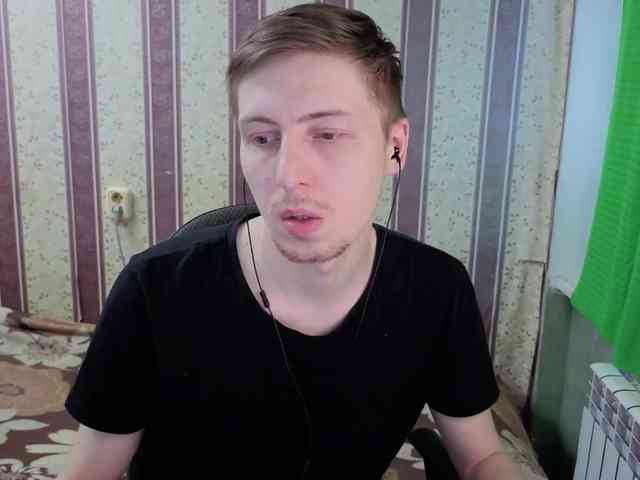 darienlarge Sex Cam Show
