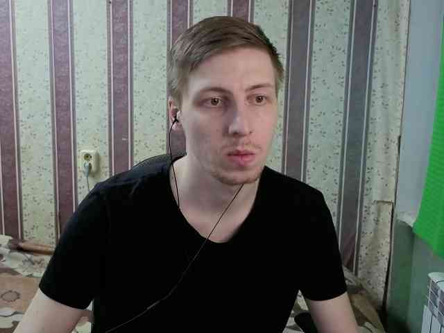 darienlarge Sex Cam Show