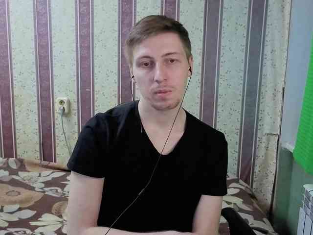 darienlarge Sex Cam Show