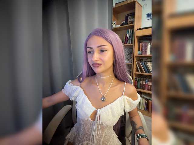 KiraWhite Canlı Cam: BongaCams