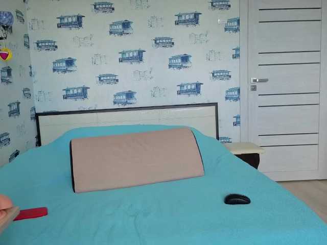 KiraWhite live cam on BongaCams