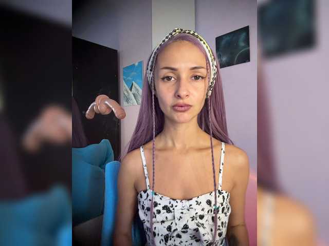 KiraWhite live cam on BongaCams