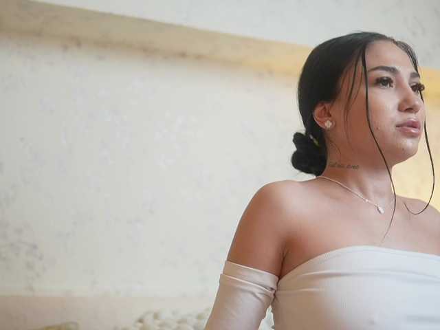 AmyKaiya's BongaCams show and profile