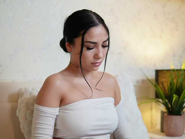 AmyKaiya live cam on BongaCams