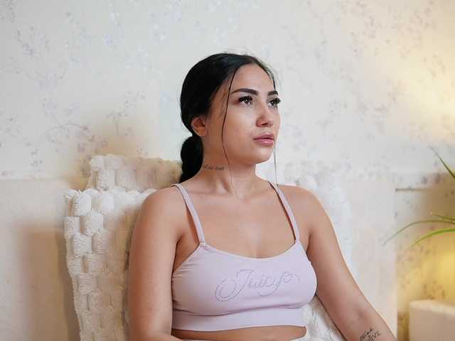 AmyKaiya live cam on BongaCams