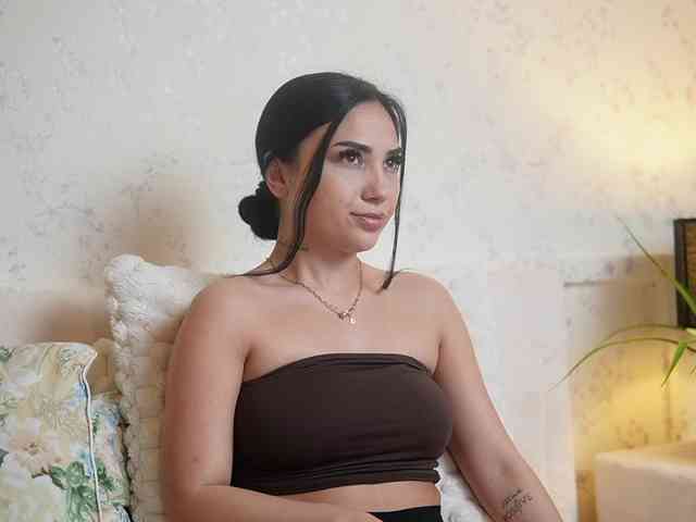AmyKaiya webcam