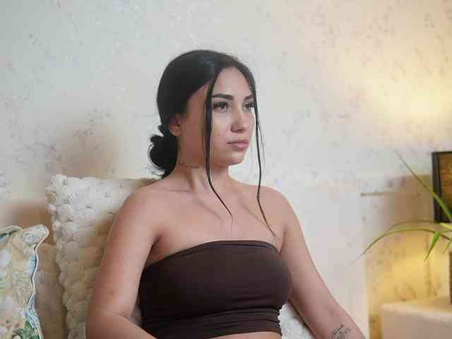 AmyKaiya webcam