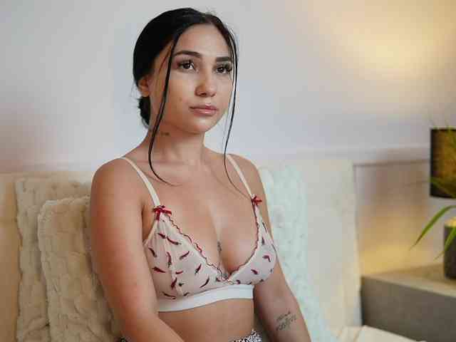 AmyKaiya webcam