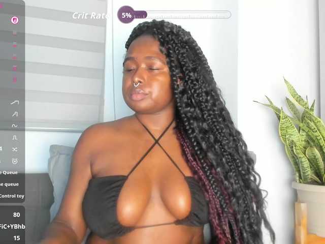 TanishaEvanss live cam on BongaCams