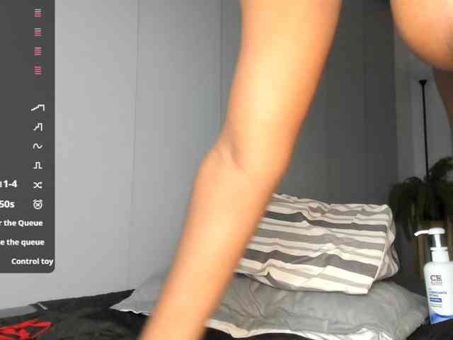 TanishaEvanss webcam