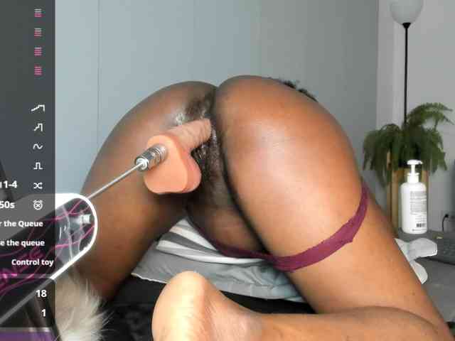 TanishaEvanss webcam