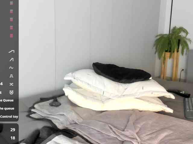 TanishaEvanss webcam