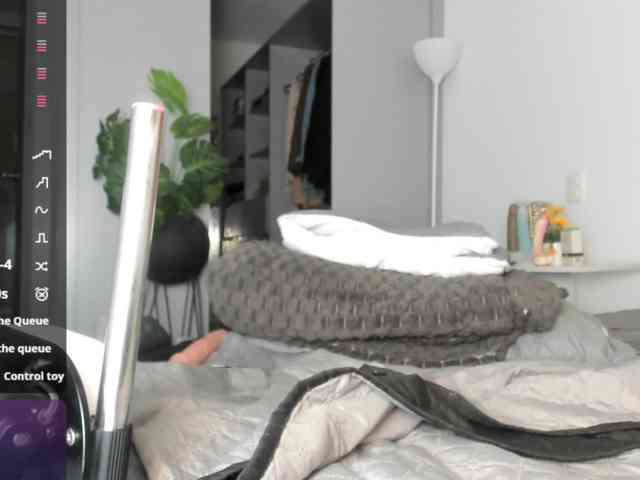 TanishaEvanss webcam
