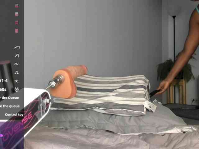 TanishaEvanss webcam
