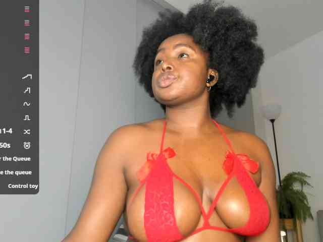 TanishaEvanss webcam