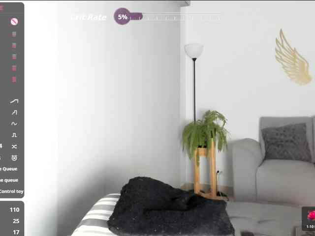 TanishaEvanss webcam