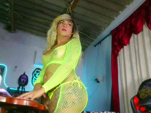 sweet_and_dirty_doll