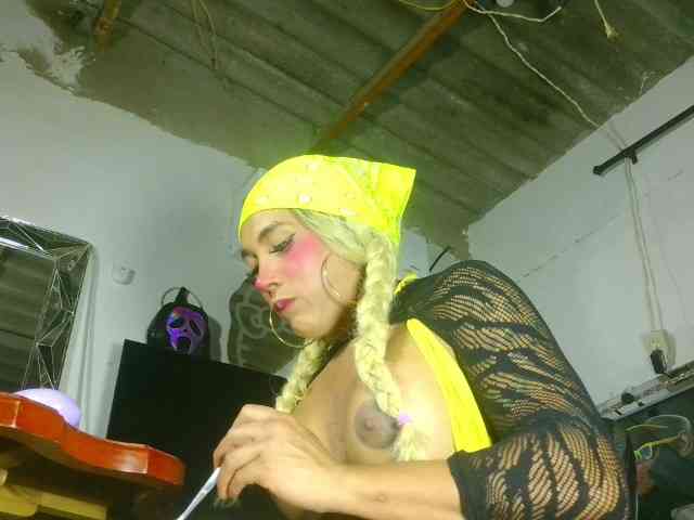 sweet_and_dirty_doll