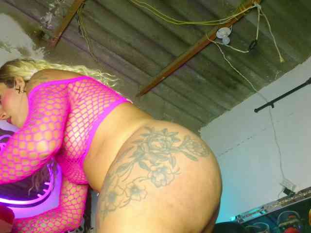 sweet_and_dirty_doll