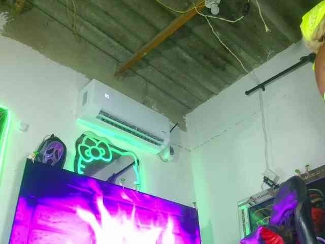 devilbigcockk Live Webcam on BongaCams