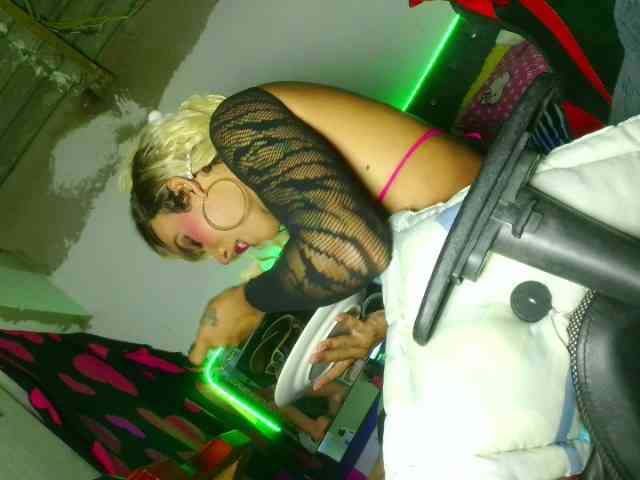sweet_and_dirty_doll