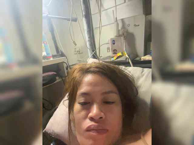 Chix1990 webcam