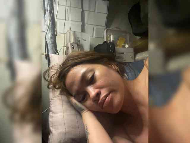 Chix1990 webcam