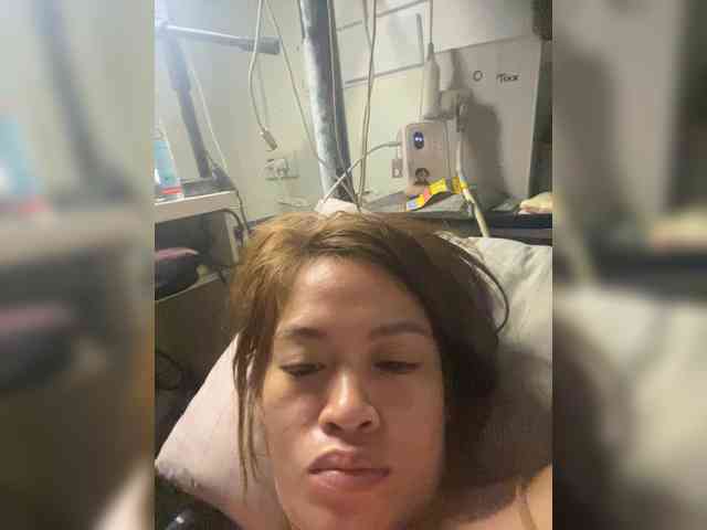 Chix1990 webcam