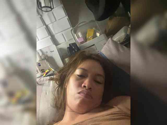 Chix1990 webcam