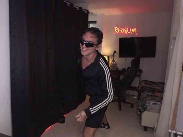 Redrum696