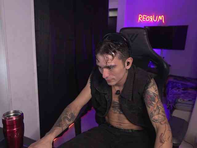 Redrum696
