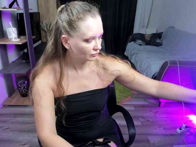 StrippingLady webcam