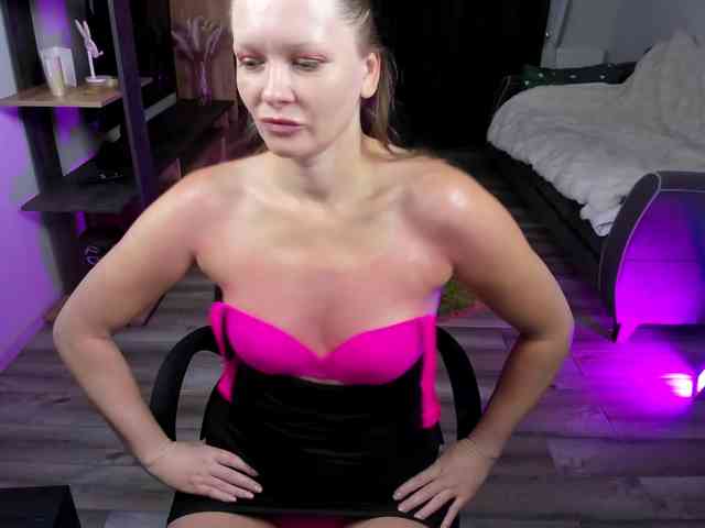 StrippingLady webcam