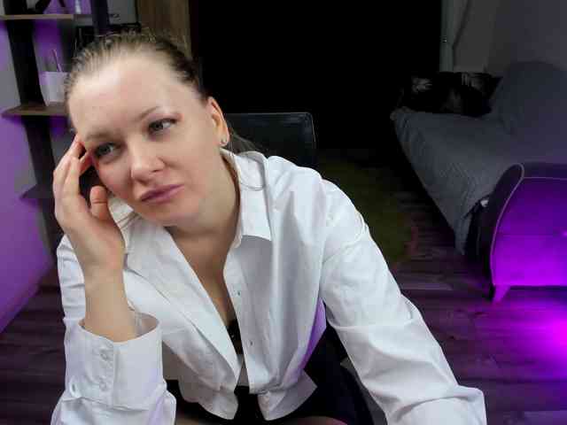 StrippingLady webcam