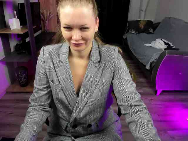 StrippingLady