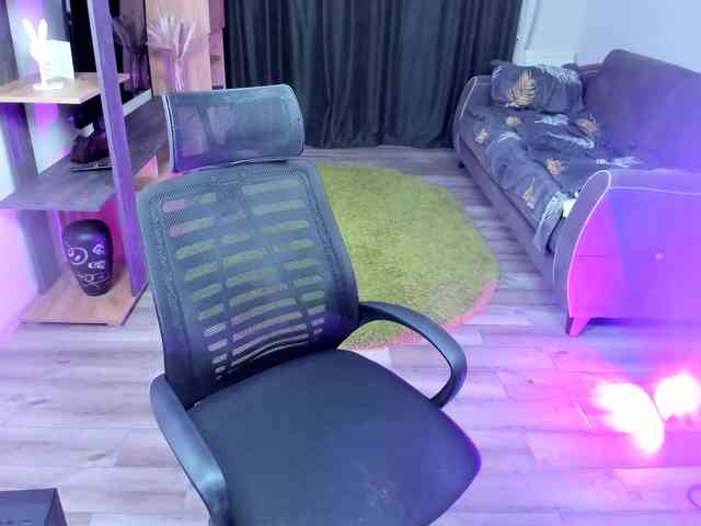 StrippingLady webcam