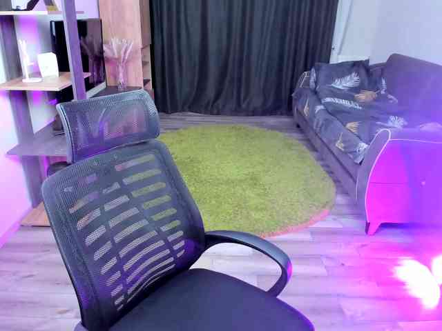 StrippingLady webcam