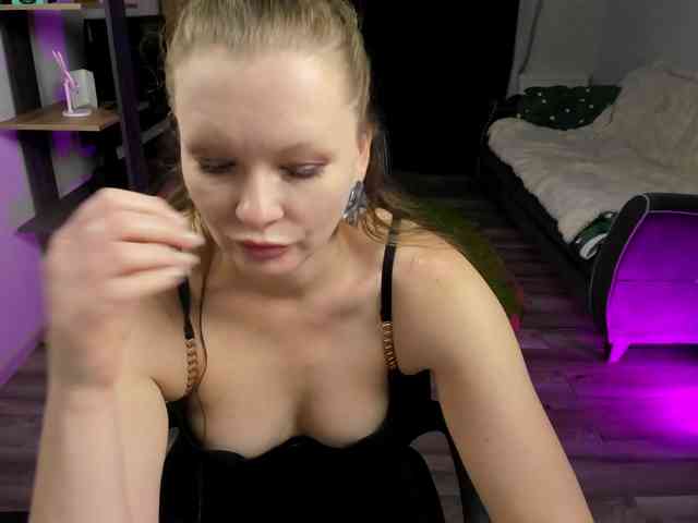 StrippingLady