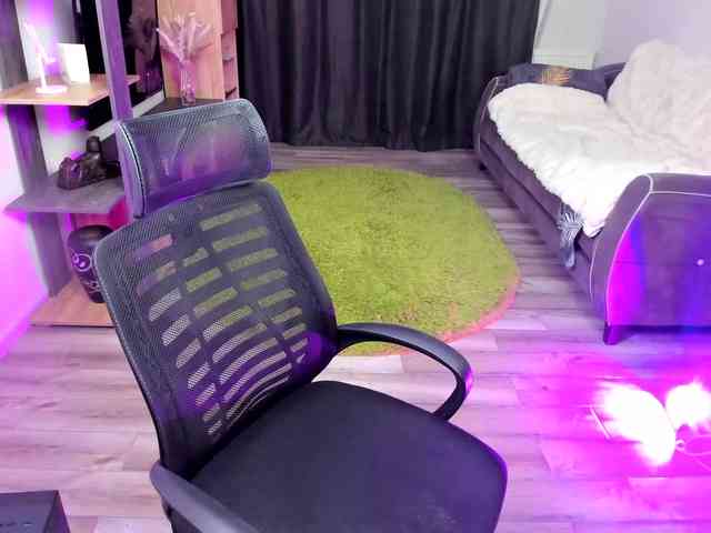 StrippingLady webcam