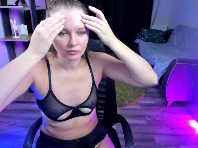 StrippingLady