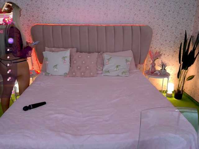 AmelyLoveme live cam