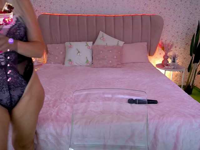 Sex chat gratuit in direct cu AmelyLoveme pe BongaCams