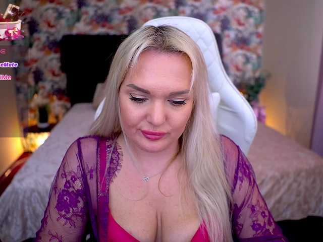 AmelyLoveme's BongaCams show and profile