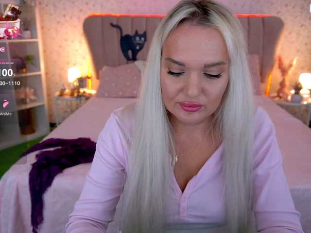 AmelyLoveme live cam on BongaCams