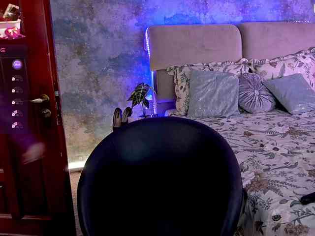 AmelyLoveme webcam